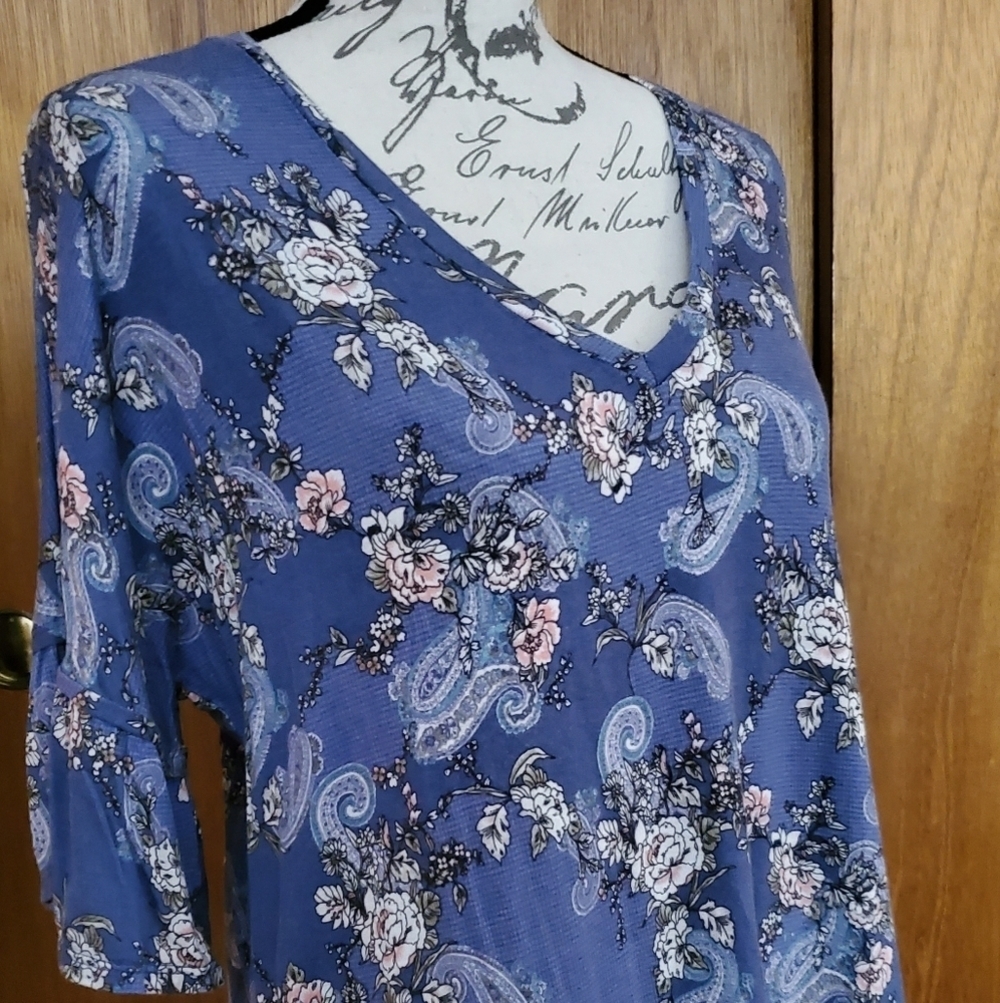 Super Soft Bo Ho Blouse - Picture 2 of 7